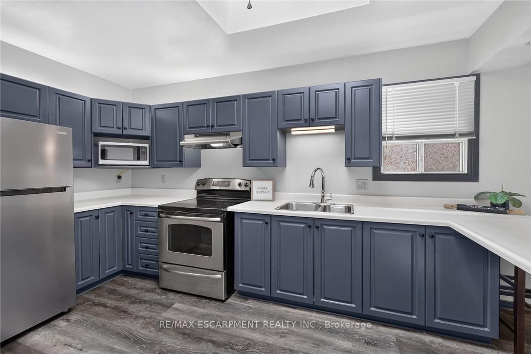184 London Street N • Hamilton, ON photo 11