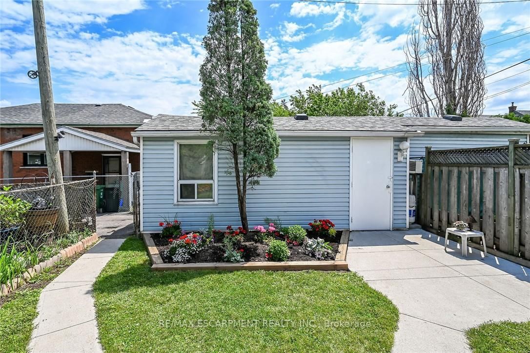 184 London Street N • Hamilton, ON photo 36