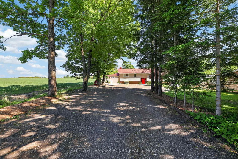 681170 260 Side Road