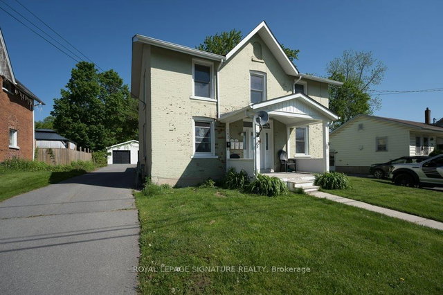 143 Dundas Street W