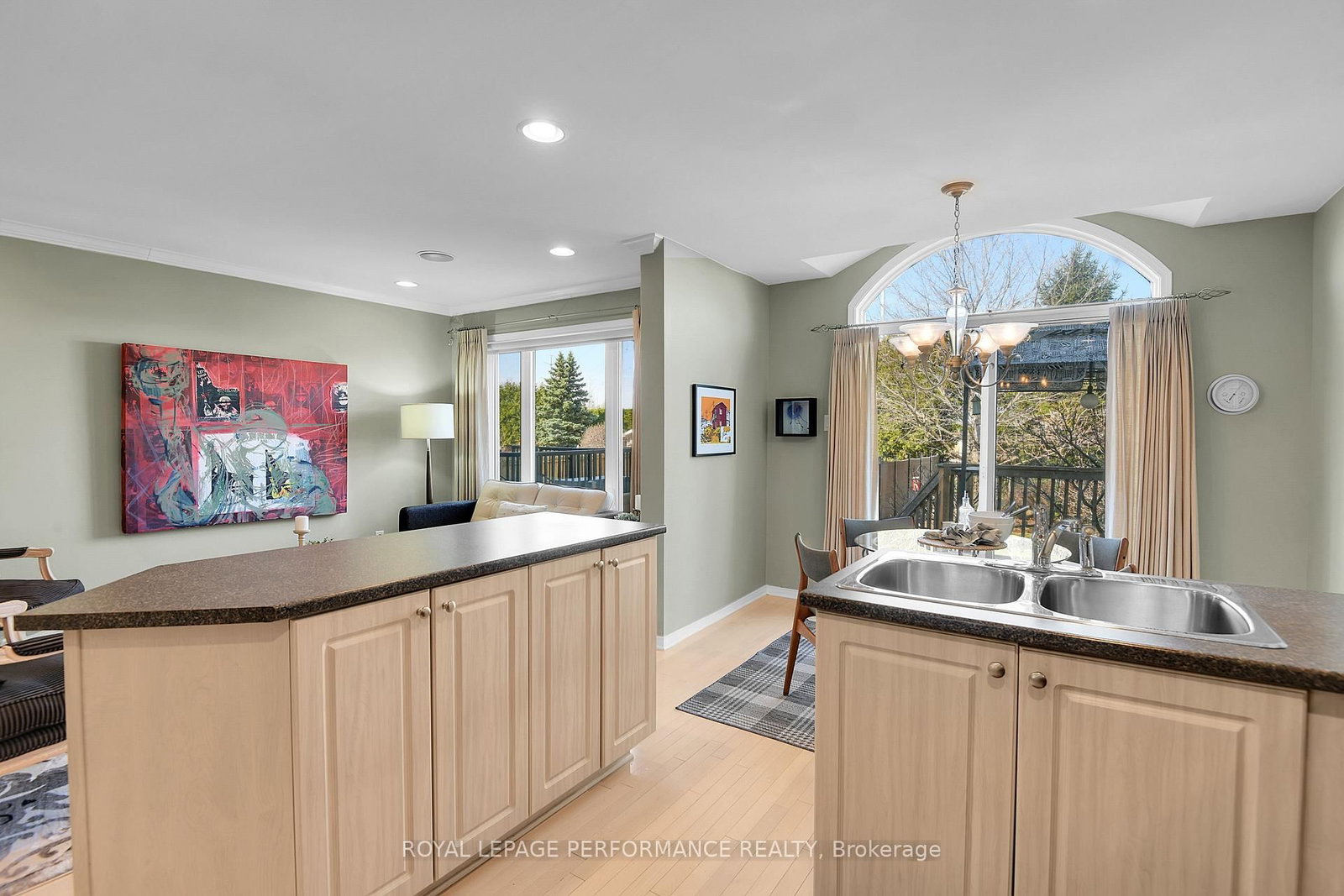 2104 Liska Street • Ottawa, ON photo 15