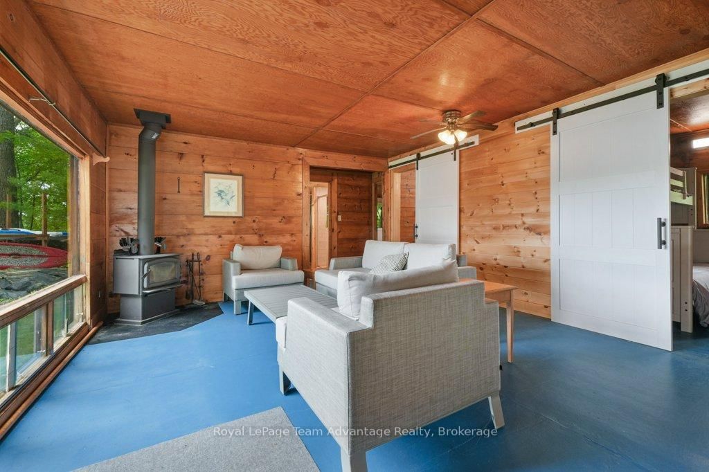 3 N Poachers Point • Carling, ON photo 16