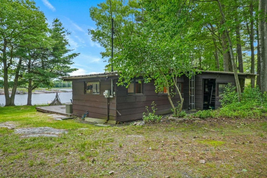 3 N Poachers Point • Carling, ON photo 28