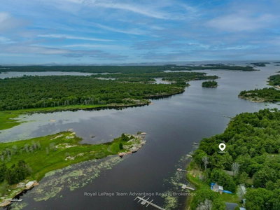 3 N Poachers Point • Carling, ON photo 4
