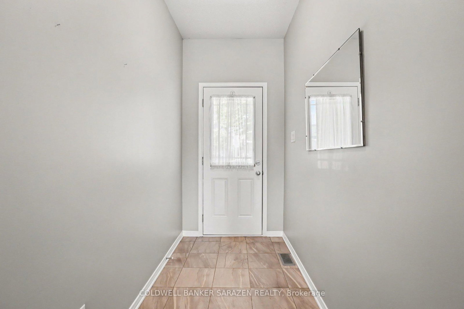 31 Gordon Fergusson Place • Arnprior, ON photo 5