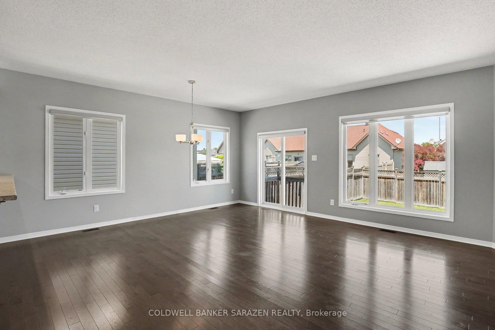 31 Gordon Fergusson Place • Arnprior, ON photo 6