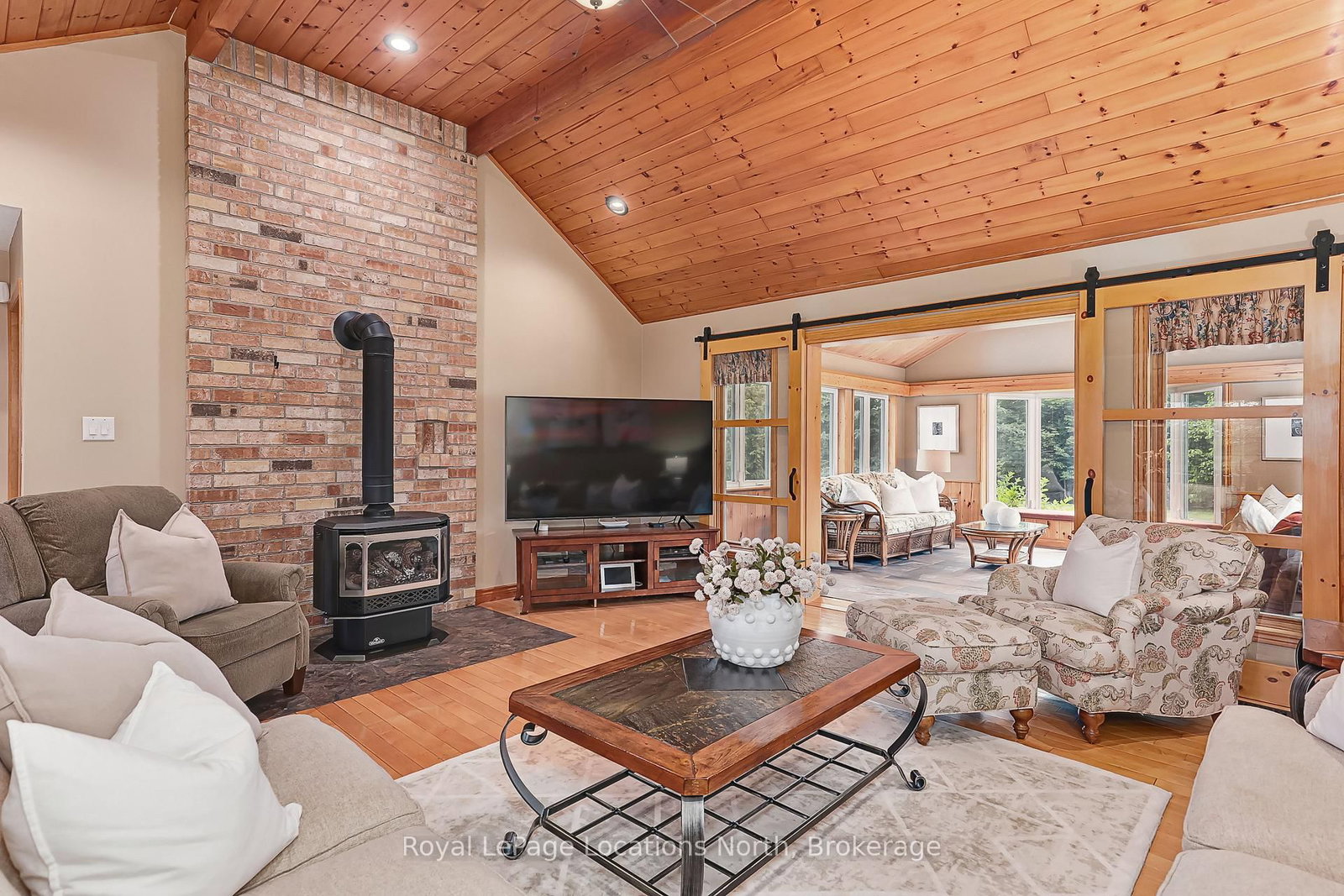 828530 Mulmur-Nottawasaga Townline • Mulmur, ON photo 13
