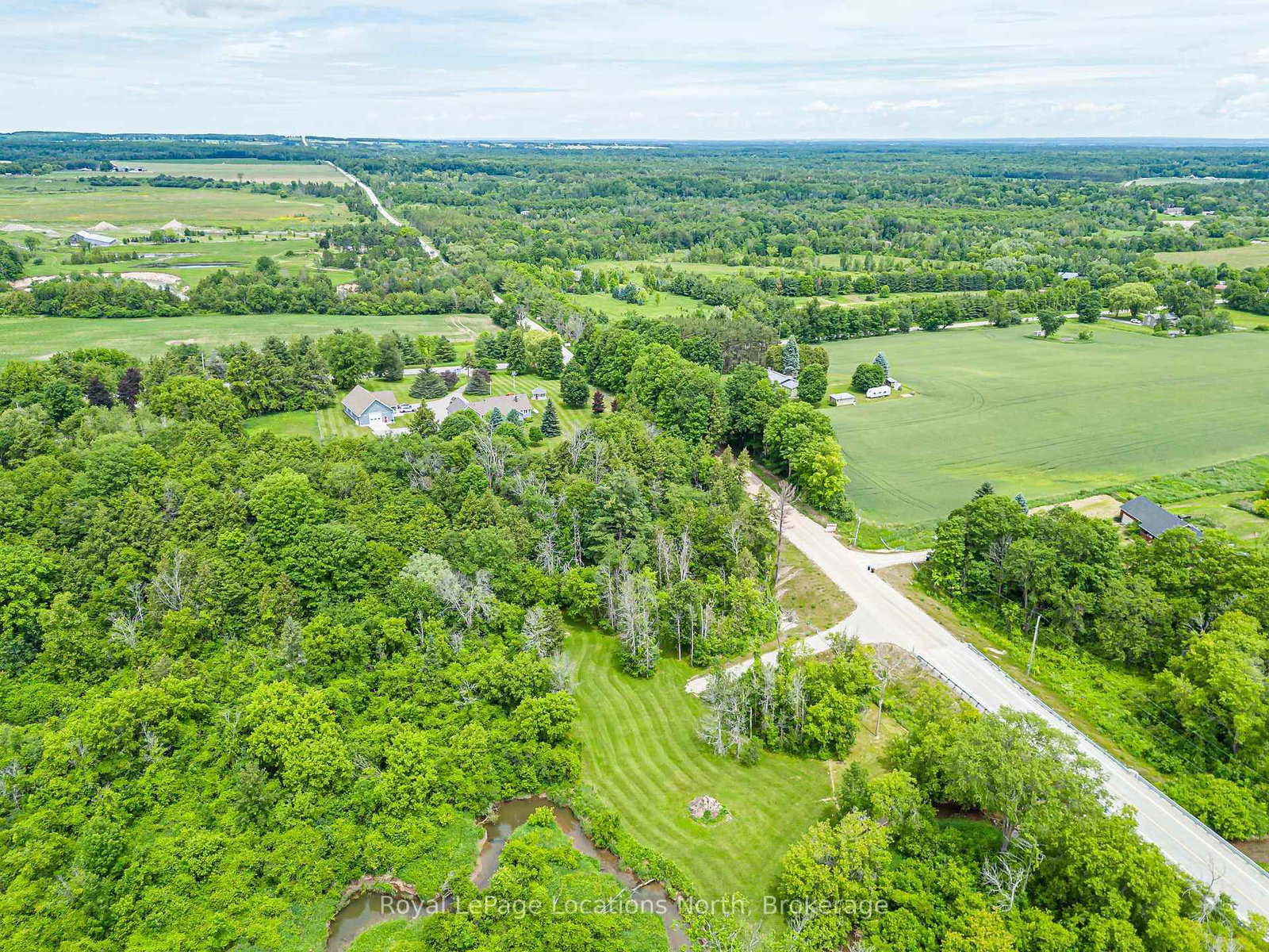828530 Mulmur-Nottawasaga Townline • Mulmur, ON photo 4