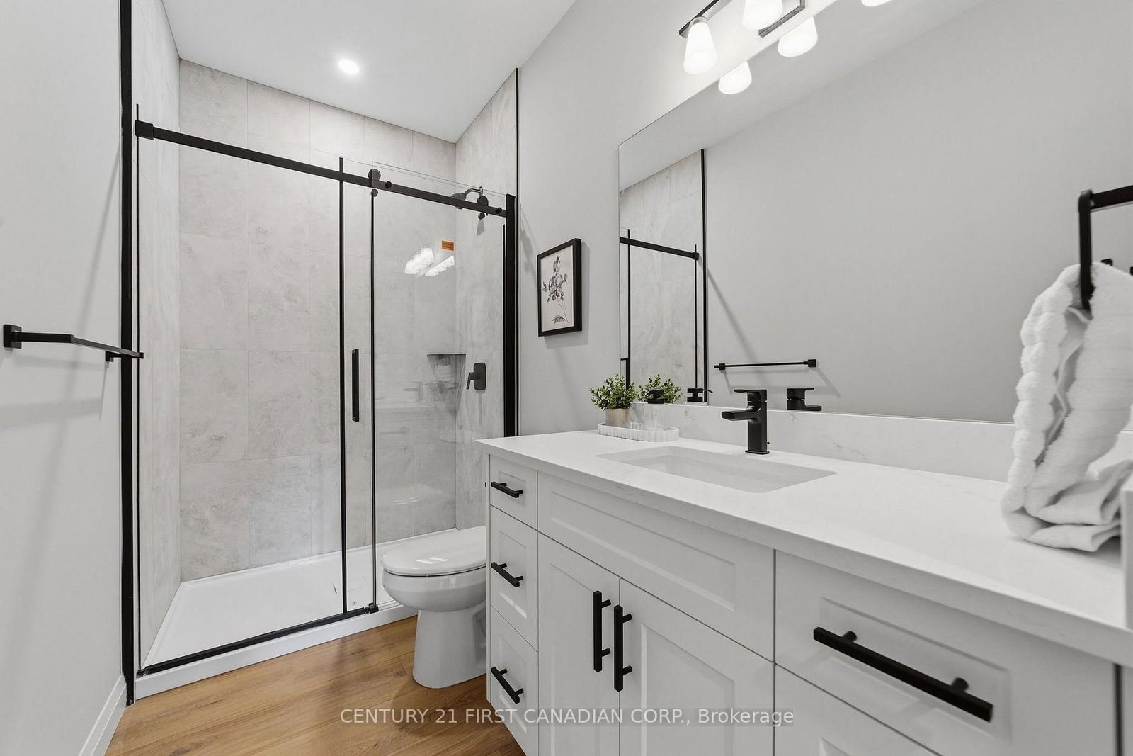 32 Postma Crescent • #12 • North Middlesex, ON photo 19
