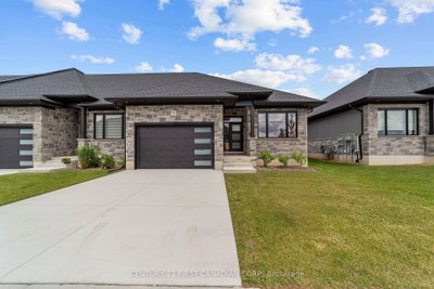 32 Postma Crescent • #12 • North Middlesex, ON photo 2