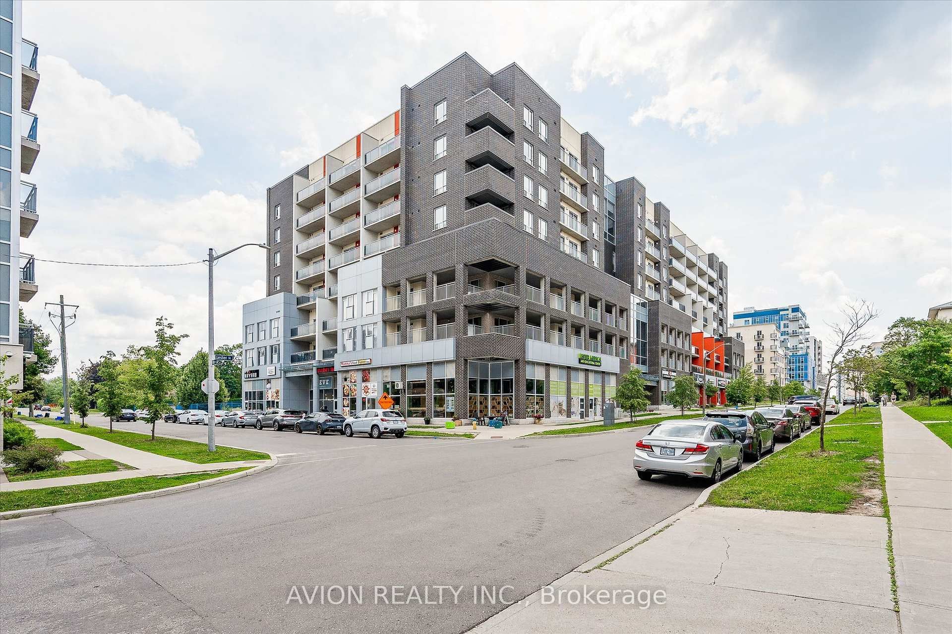 280 Lester Street, Unit 618
