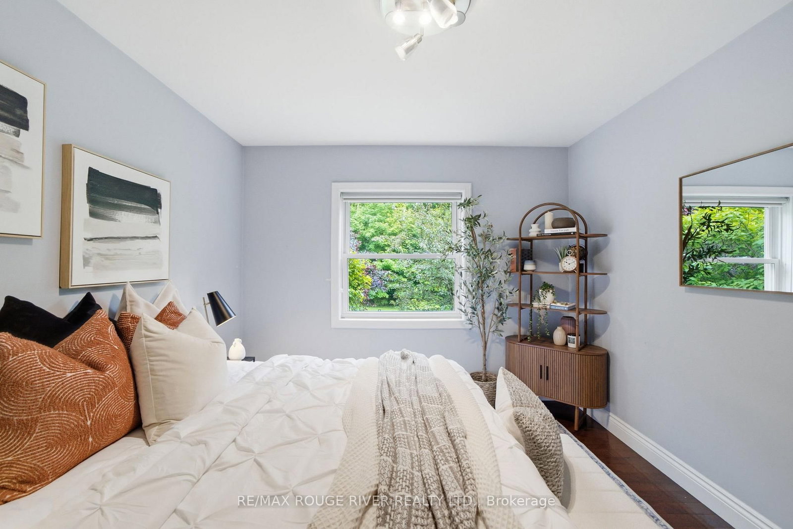 9866 Ellis Road • Hamilton Township, ON photo 25