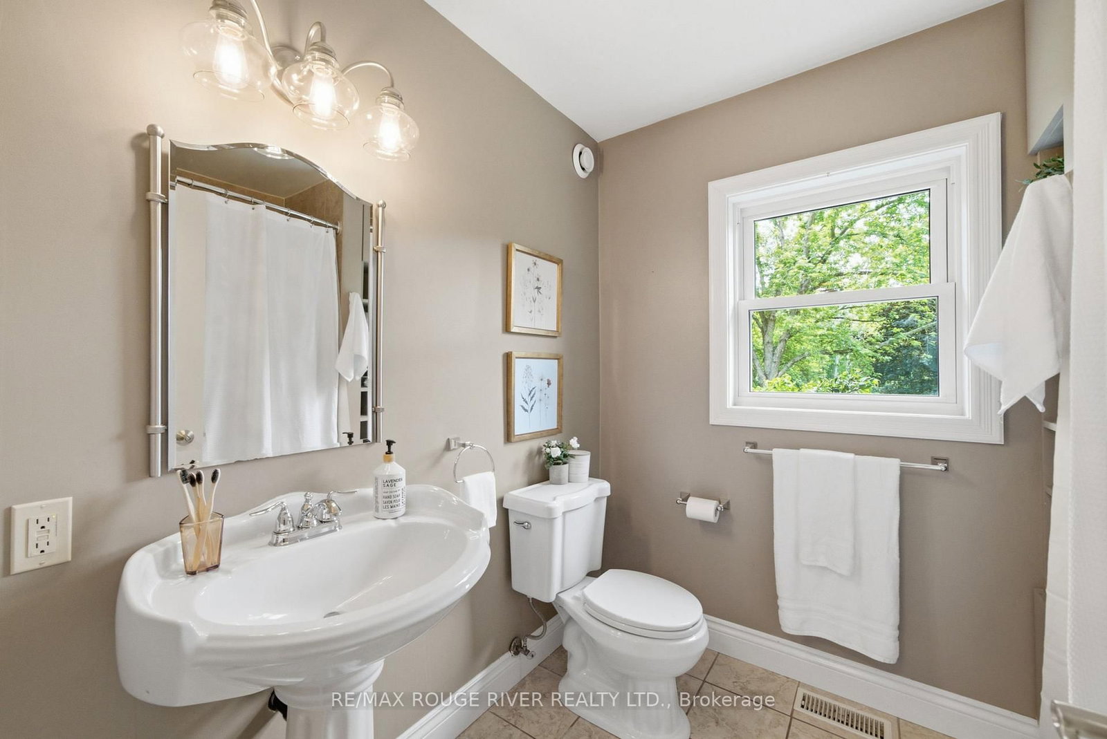 9866 Ellis Road • Hamilton Township, ON photo 27