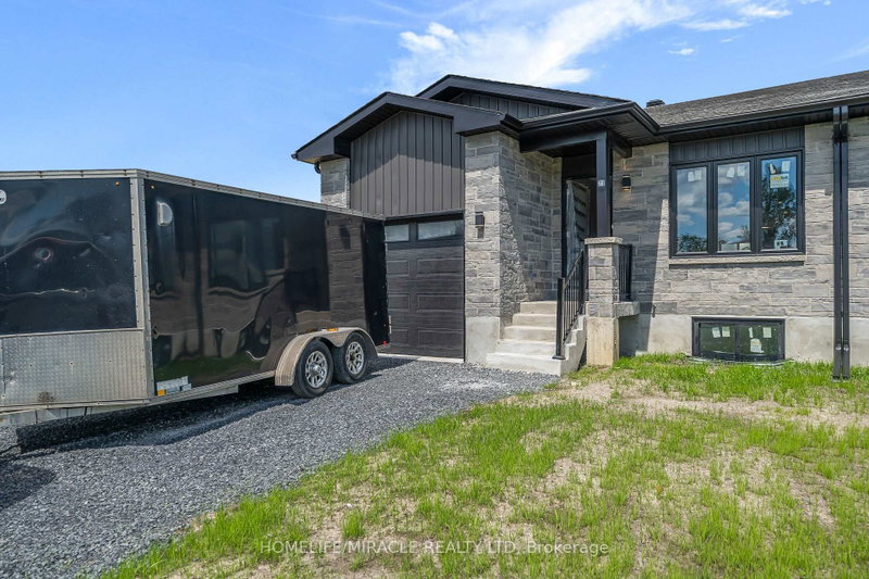 Main - 21 Portland Drive