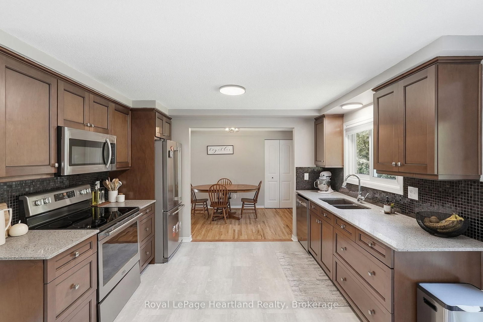 106 CEDAR Court • Chatsworth, ON photo 15