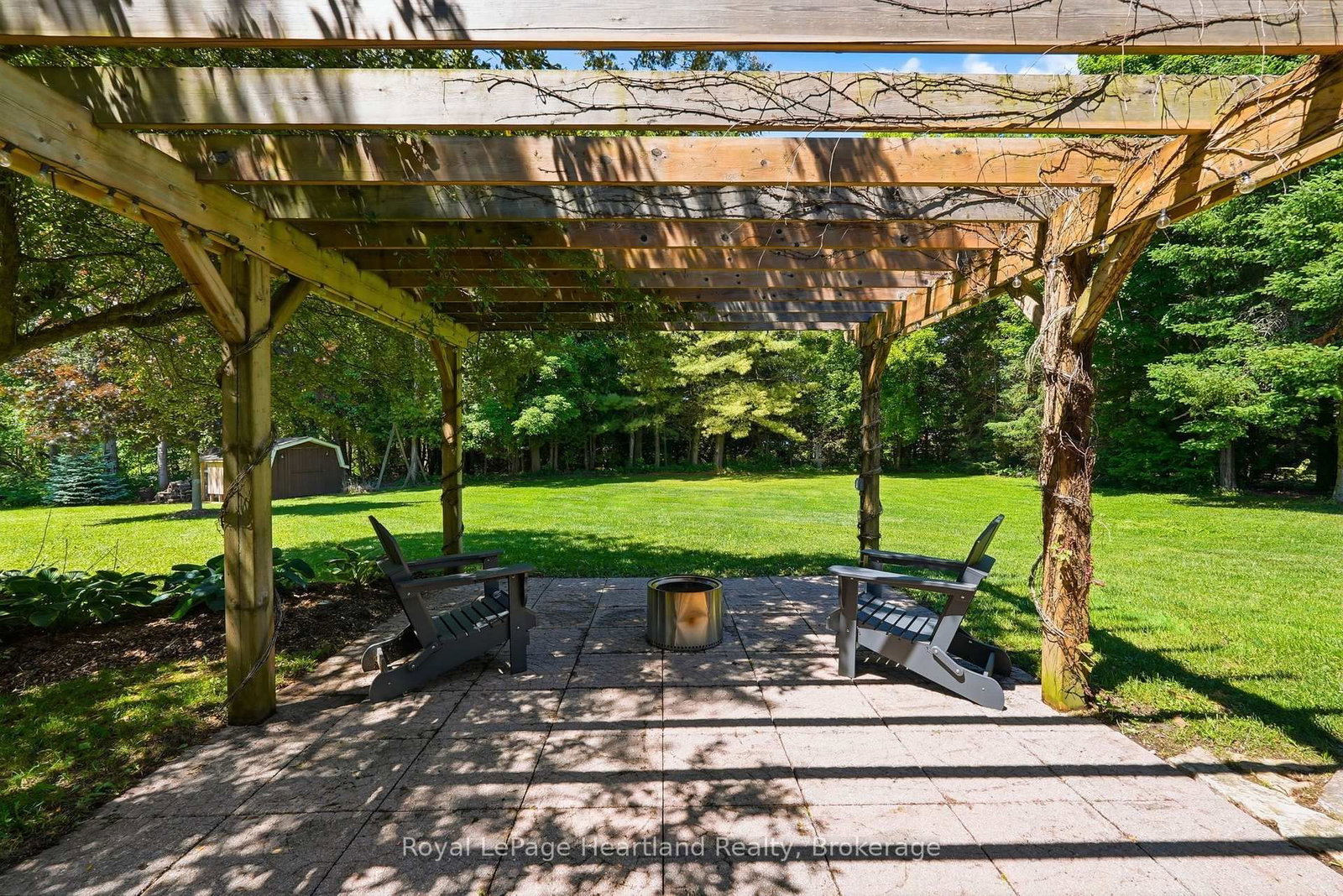 106 CEDAR Court • Chatsworth, ON photo 36