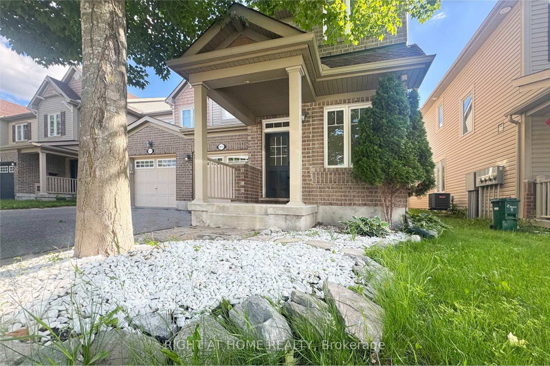 1053 PAMPERO Crescent