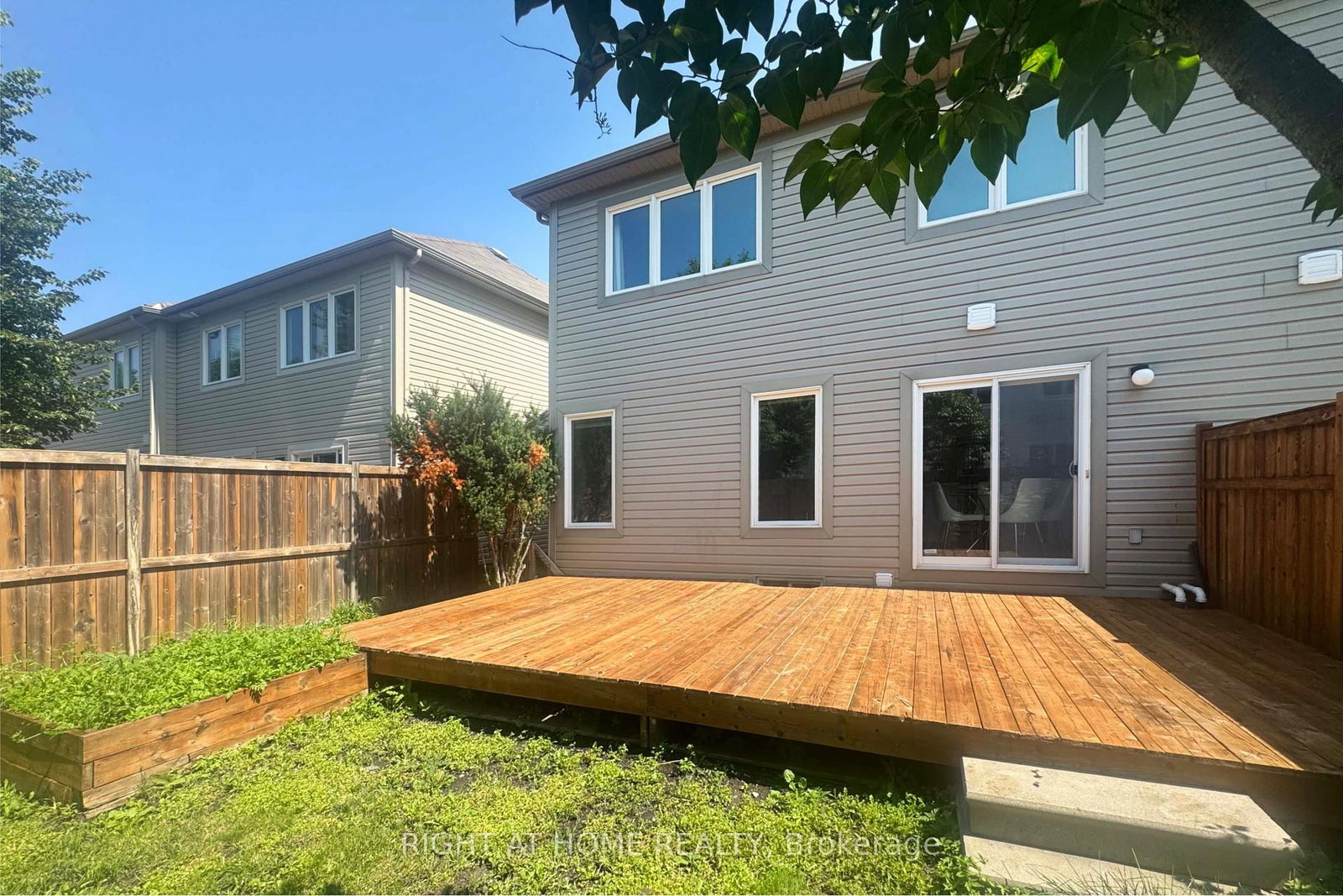 1053 PAMPERO Crescent • Ottawa, ON photo 39