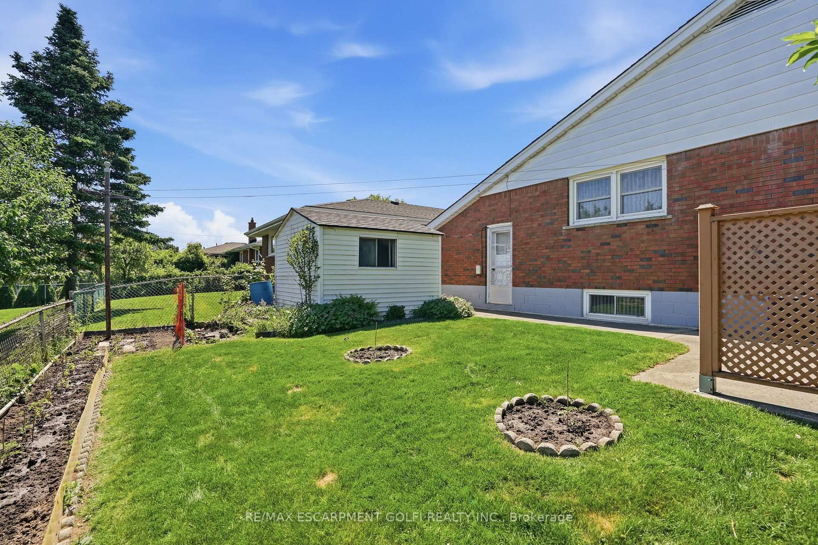18 Pleasant Avenue • Hamilton, ON photo 30