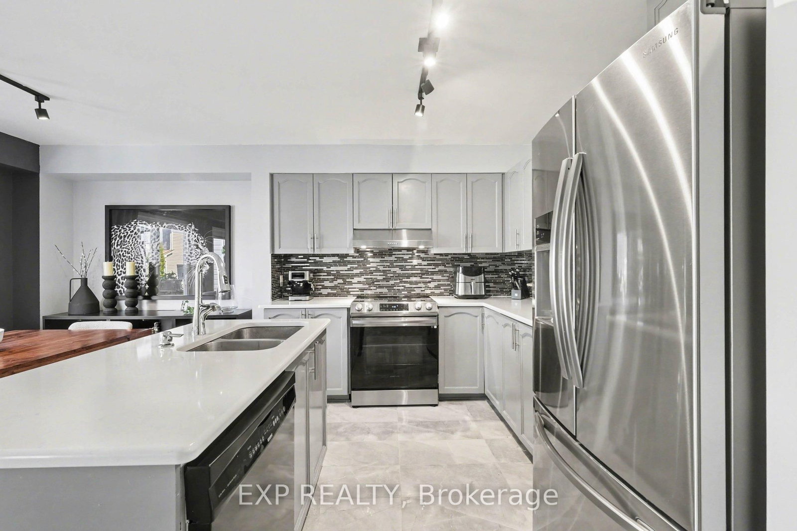 281 Sorento Street • Ottawa, ON photo 10