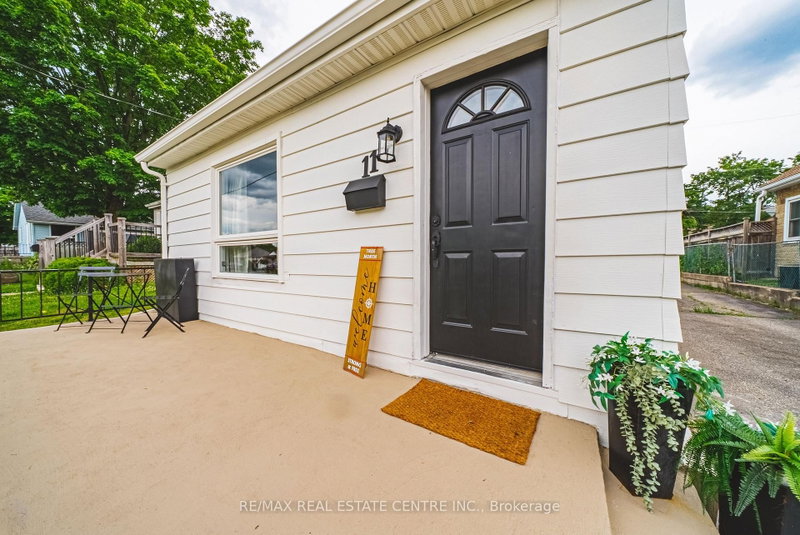 11 Broadview Cres, Cambridge, Ontario