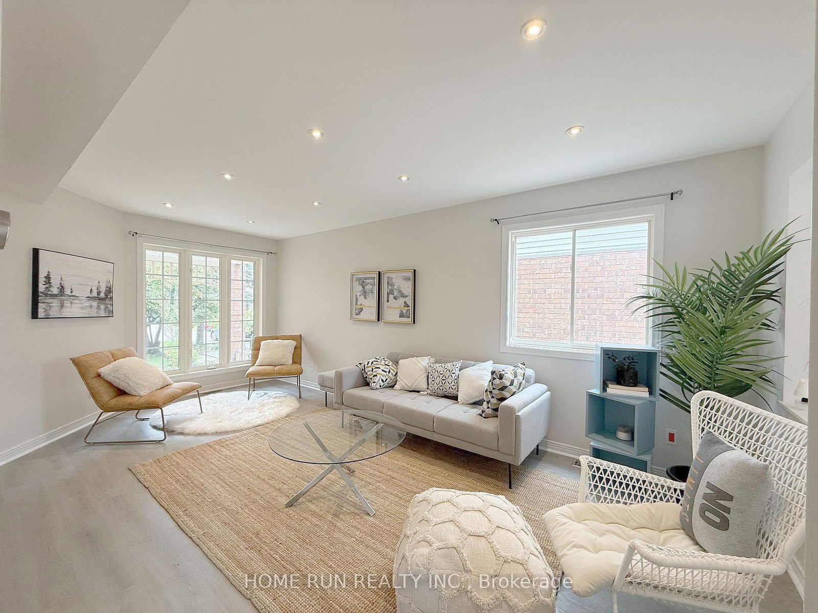 4354 Wildmint Square • Ottawa, ON photo 10