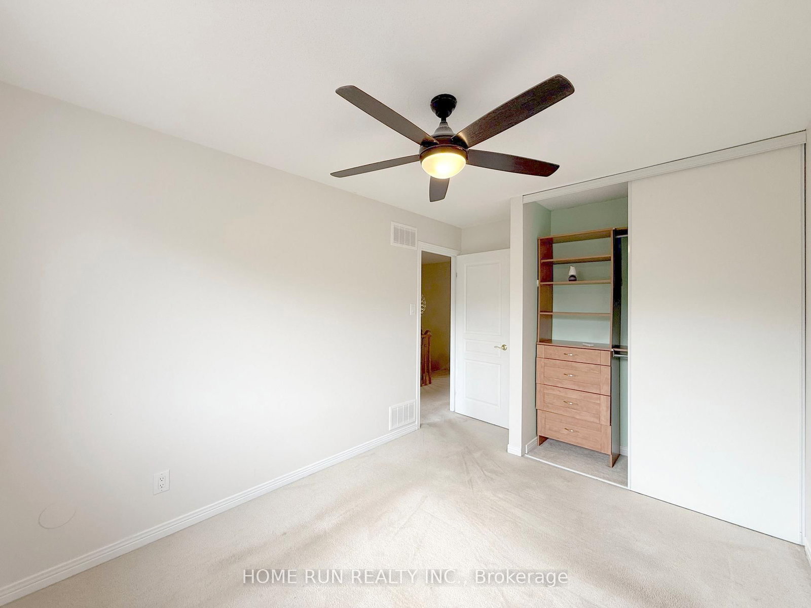 4354 Wildmint Square • Ottawa, ON photo 27