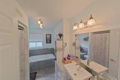 117 Gail Elizabeth Court — photo 5