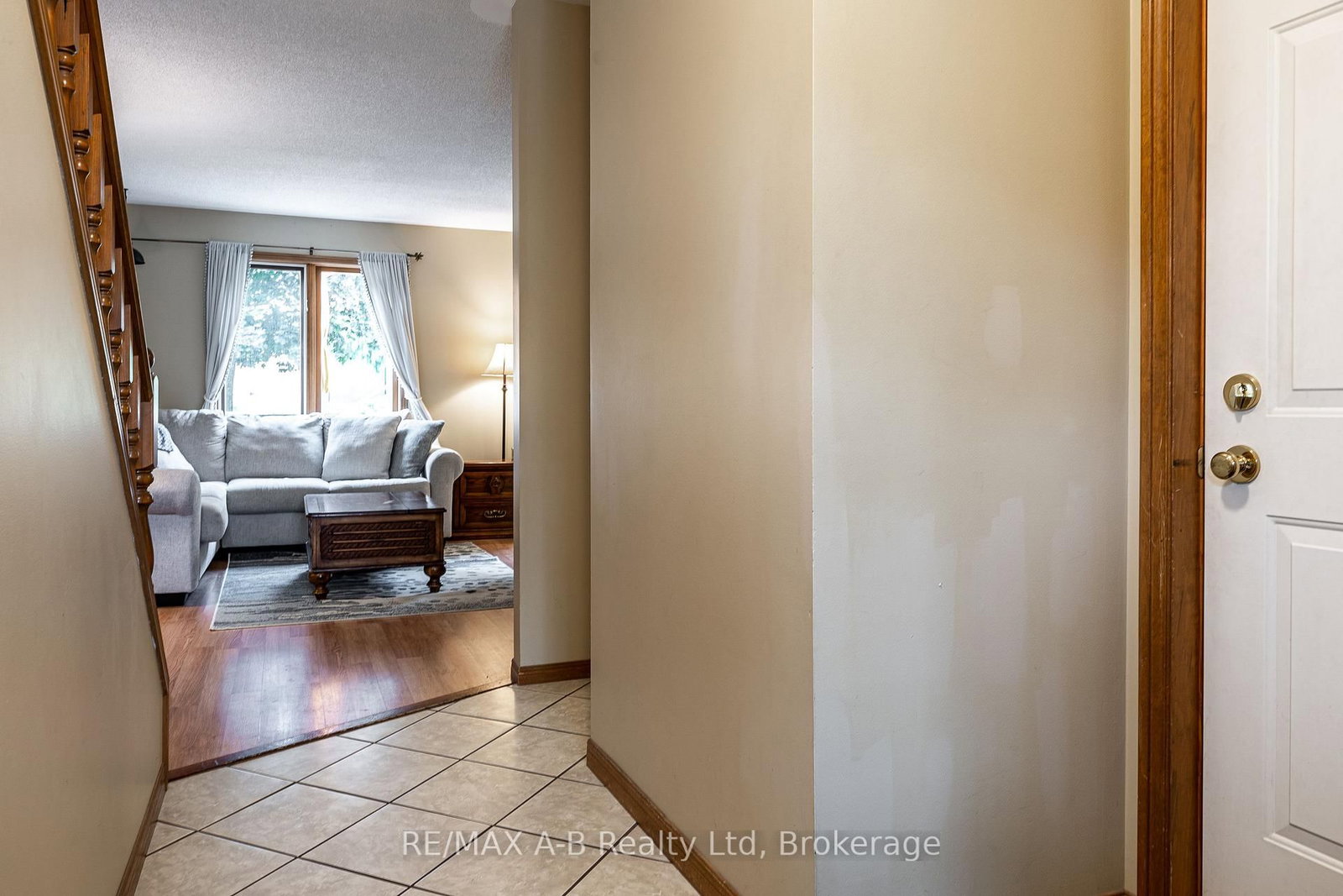 81 Southvale Road • St. Marys, ON photo 4
