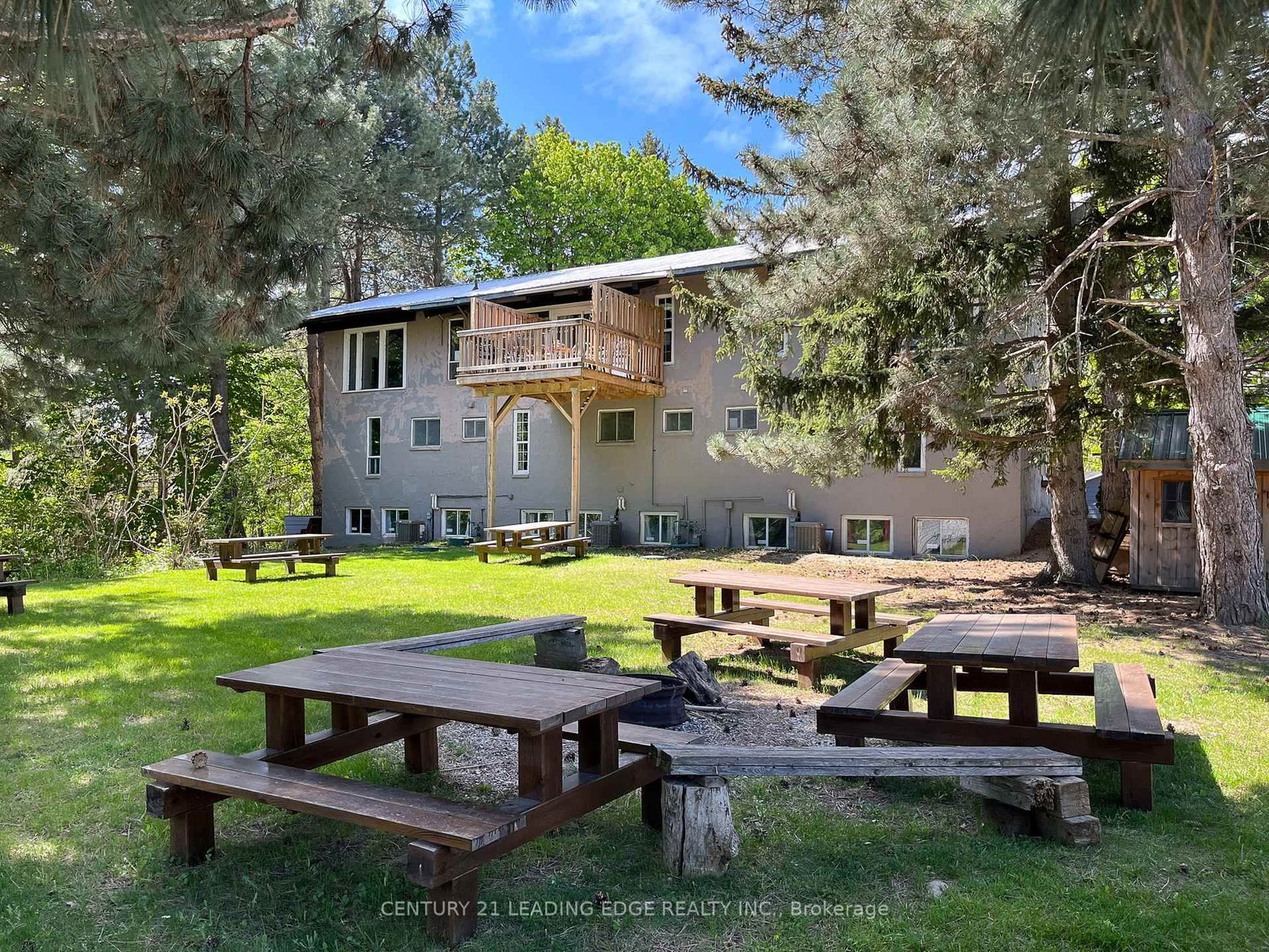190-192-194 Tyrolean Lane • Blue Mountains, ON photo 45