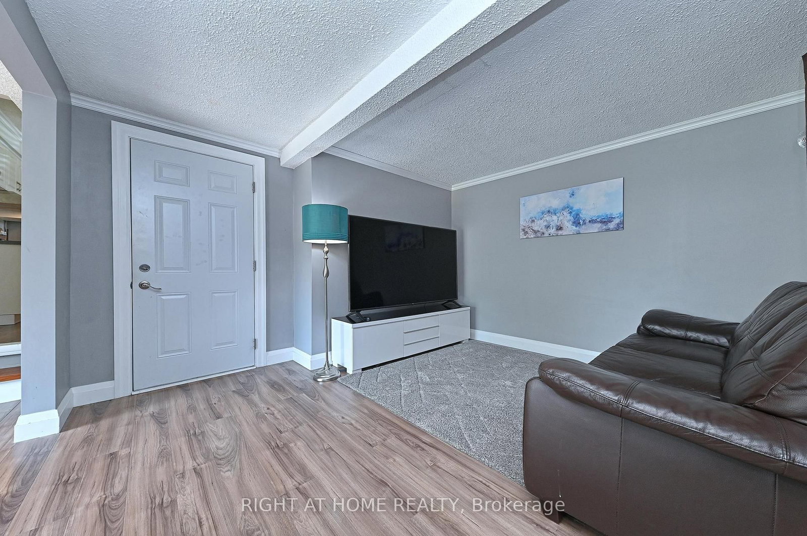 446 Geneva Street • St. Catharines, ON photo 37