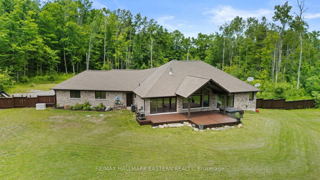 202 Richardson Road E