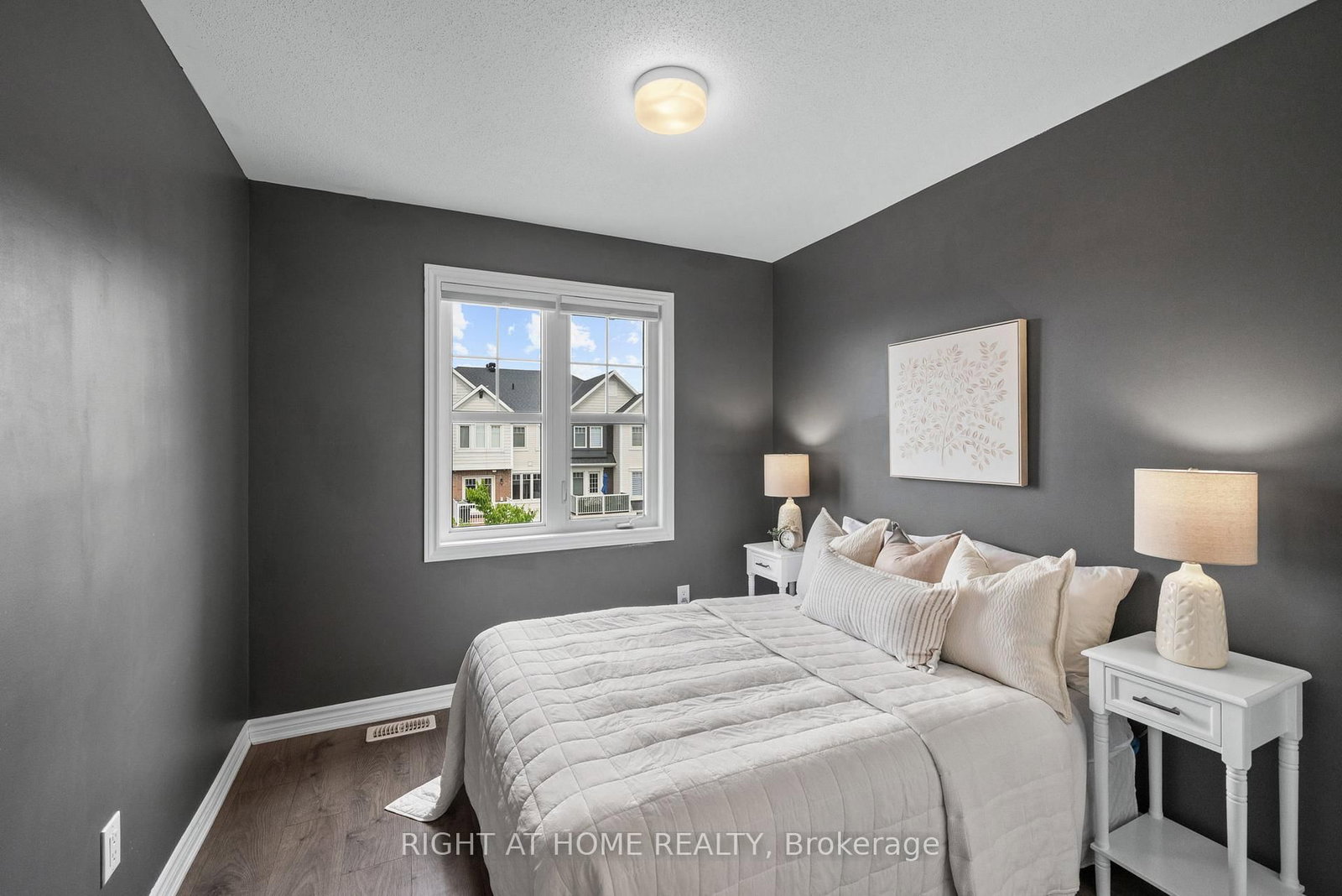403 GERARDIA Lane • Ottawa, ON photo 24