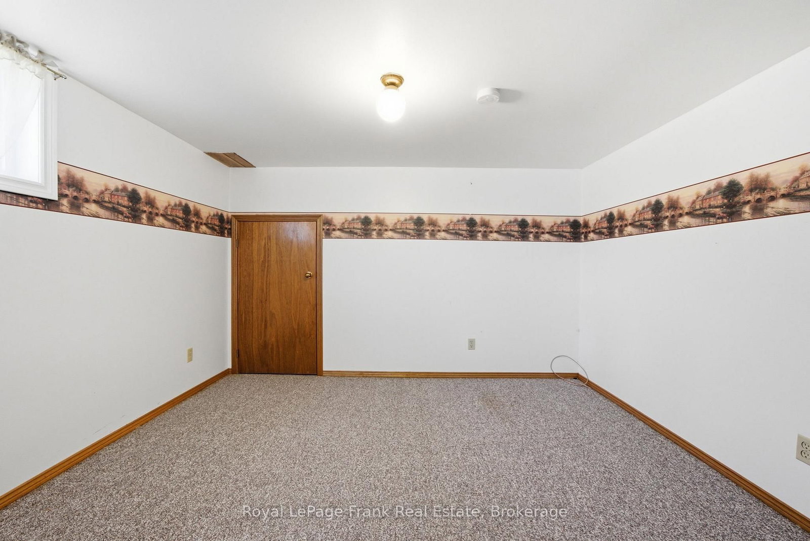 126 Angeline Street S • Kawartha Lakes, ON photo 26