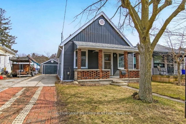 272 Sanders Street