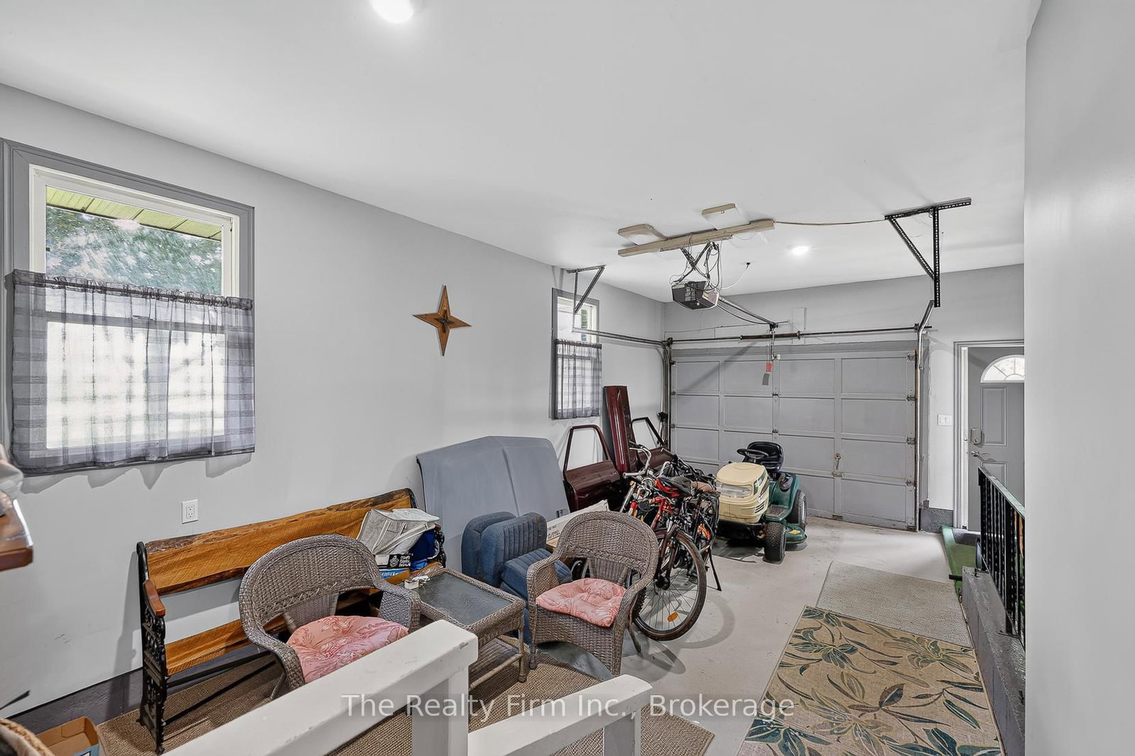 71 W North Town Line • Ingersoll, ON photo 35