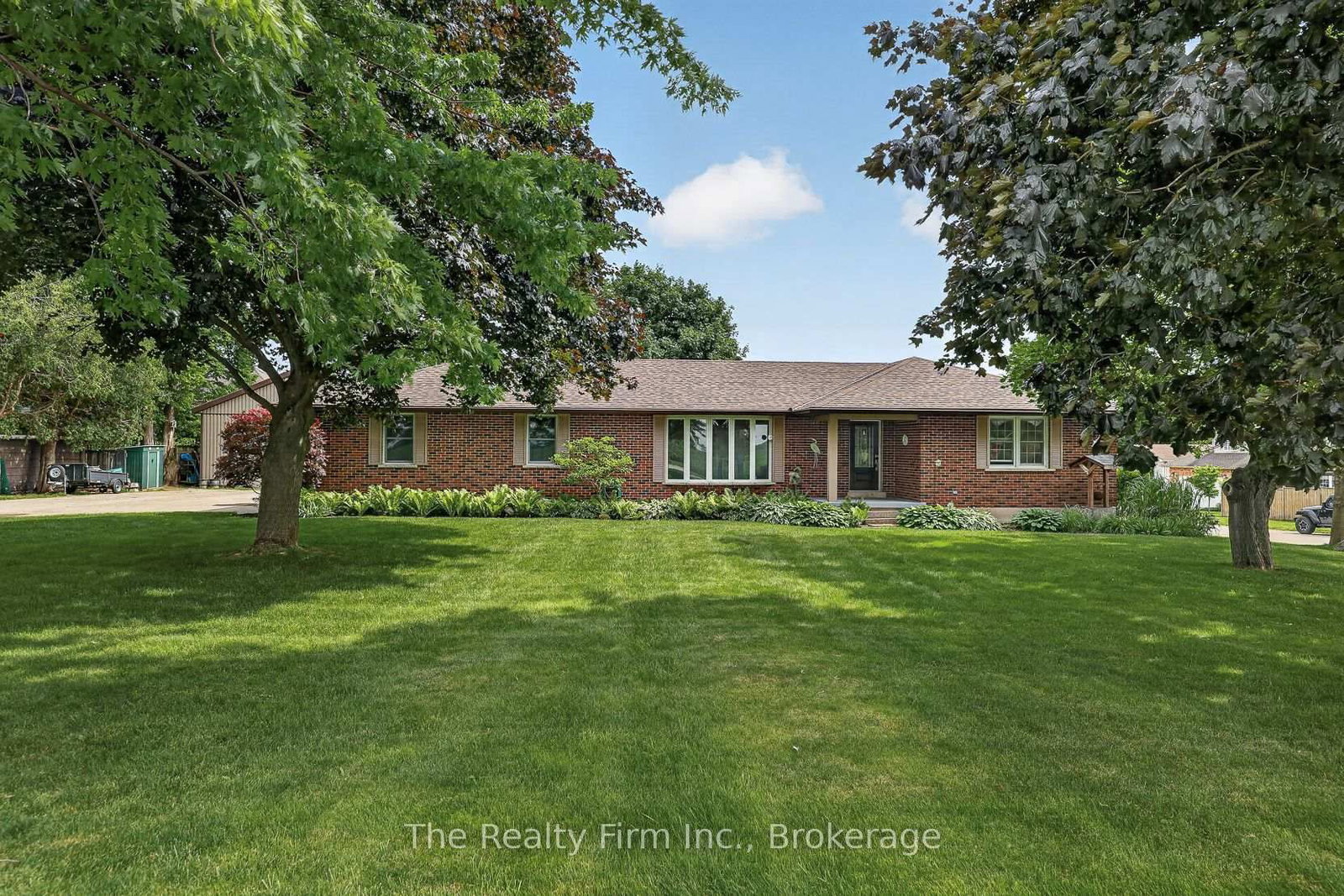 71 W North Town Line • Ingersoll, ON photo 6