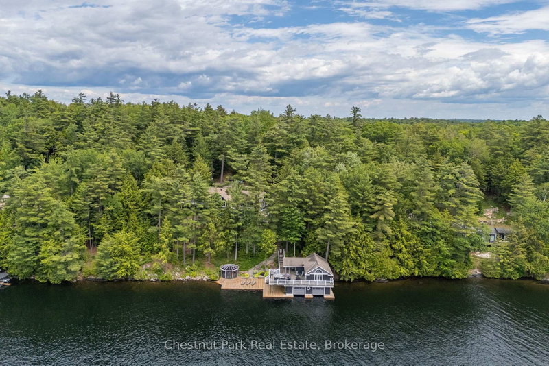 1077 HAMILLS POINT Road, Muskoka Lakes