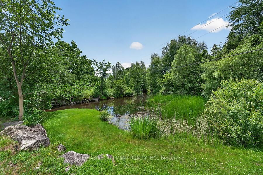 4 Valley Ridge Lane • Hamilton, ON photo 44