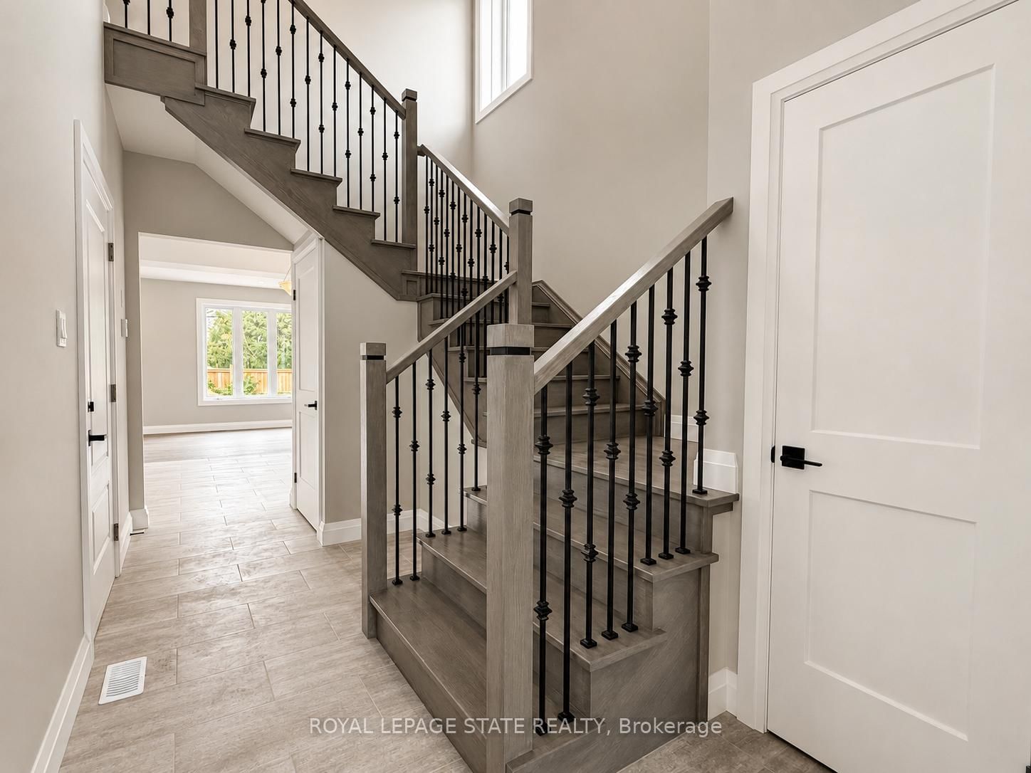 22-A Alpine Avenue • Hamilton, ON photo 3