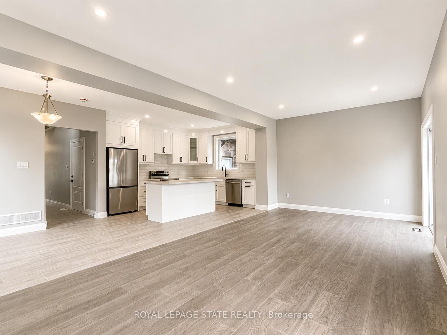 22-A Alpine Avenue • Hamilton, ON photo 8
