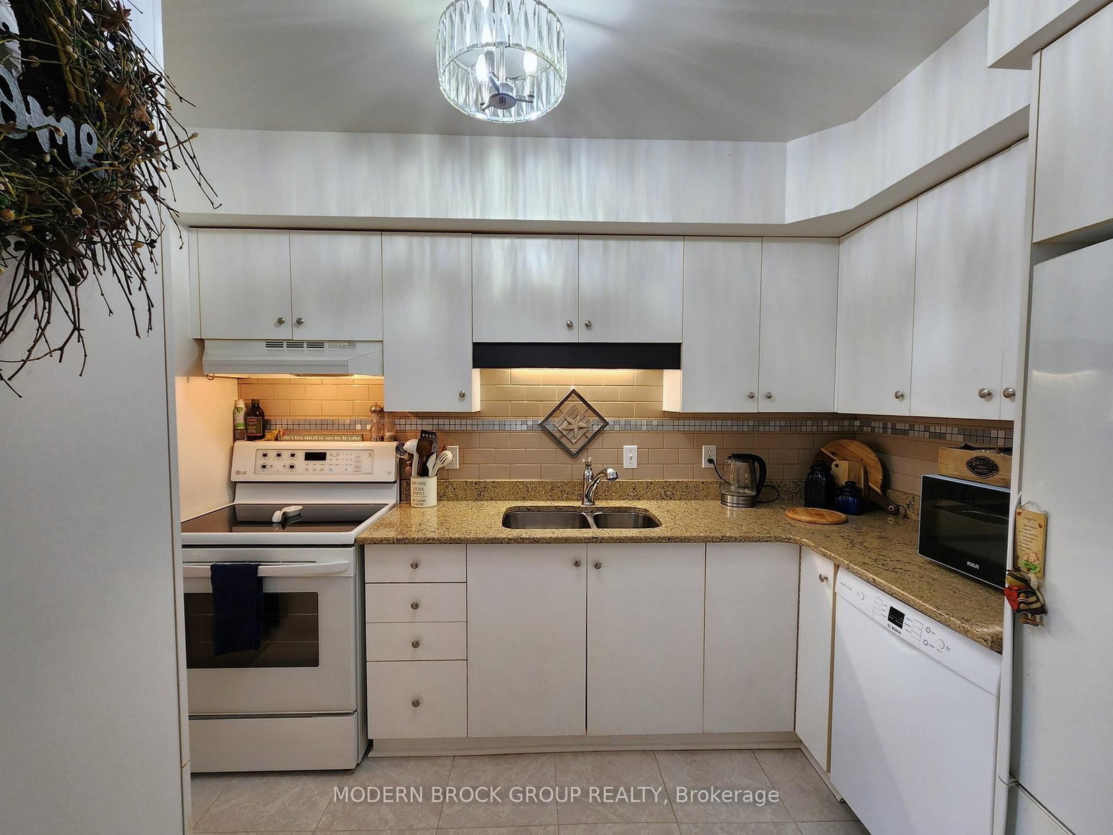 6 WILMOT YOUNG Place • Brockville, ON photo 16