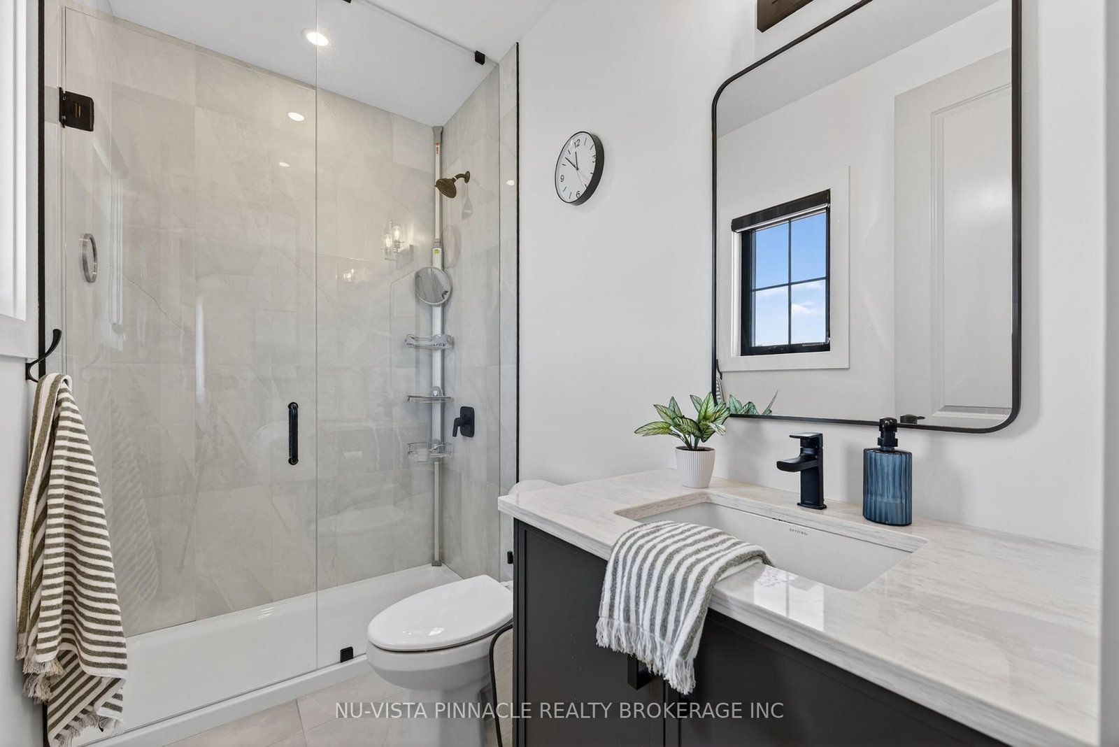 4119 Fallingbrook Road • London South, ON photo 36