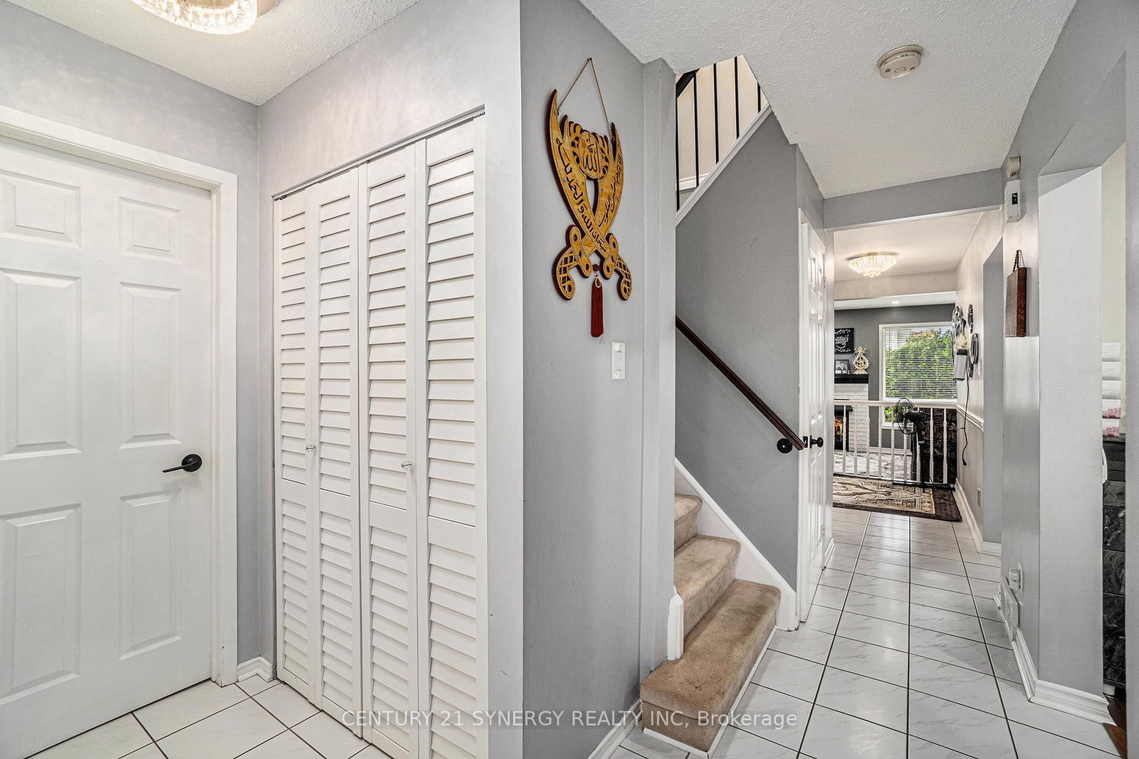 6415 VISENEAU Drive • Ottawa, ON photo 14