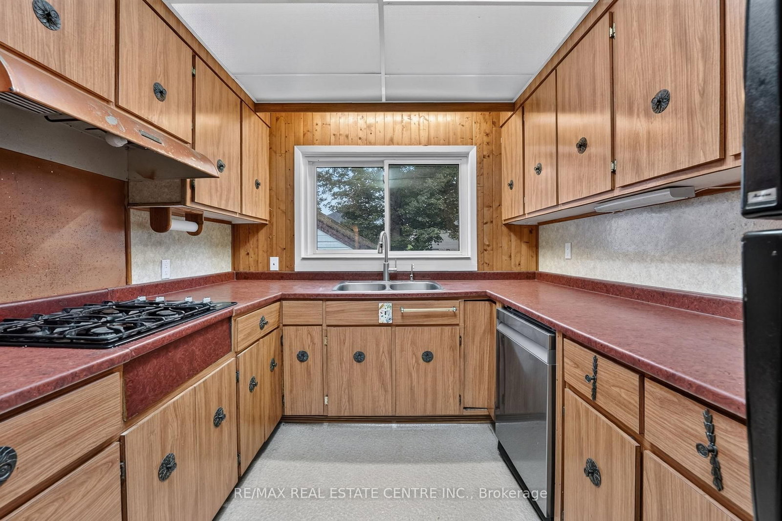 69 Smith Street • Welland, ON photo 21