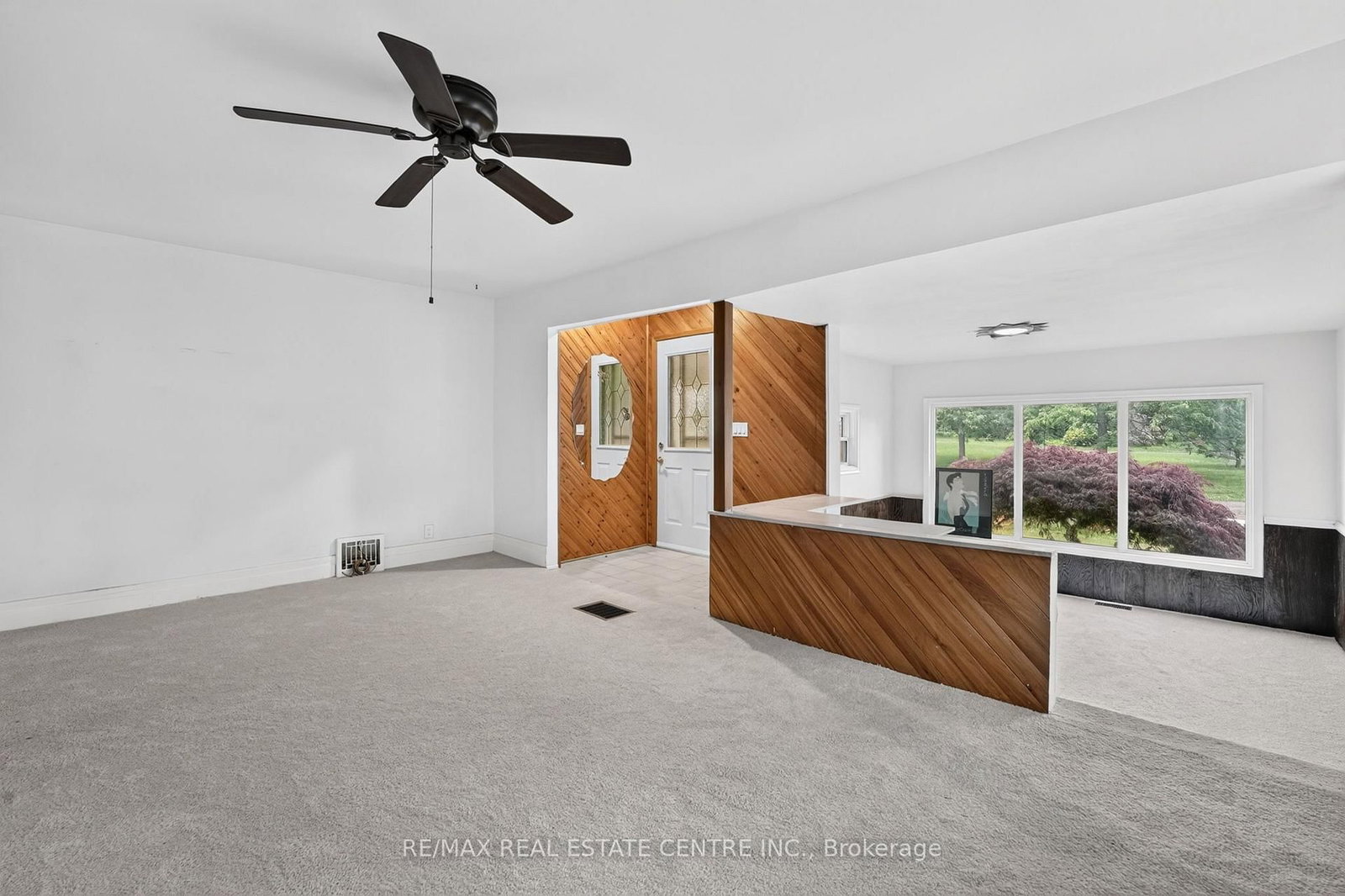 69 Smith Street • Welland, ON photo 8