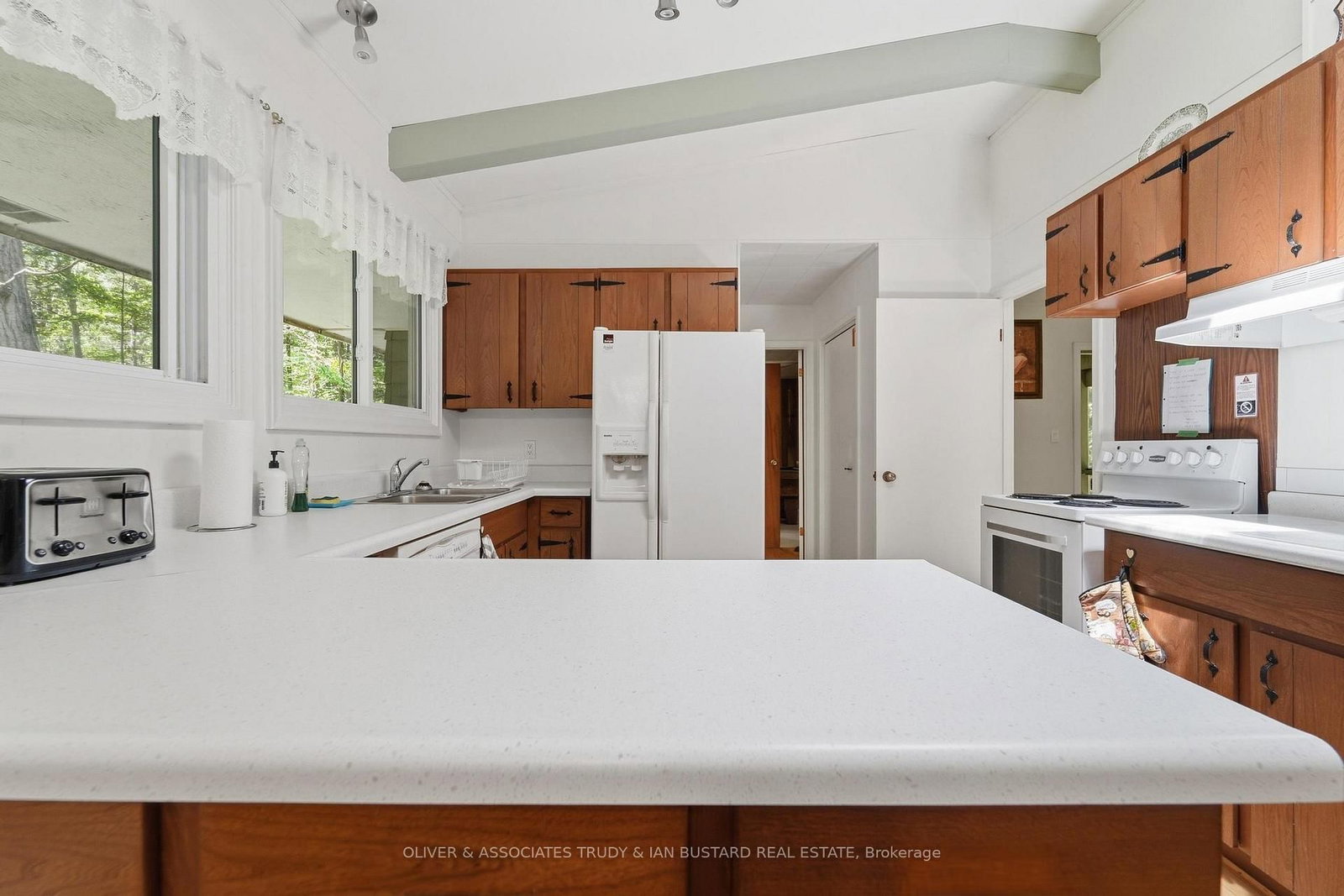 10294 Brewster Boulevard S • Lambton Shores, ON photo 13