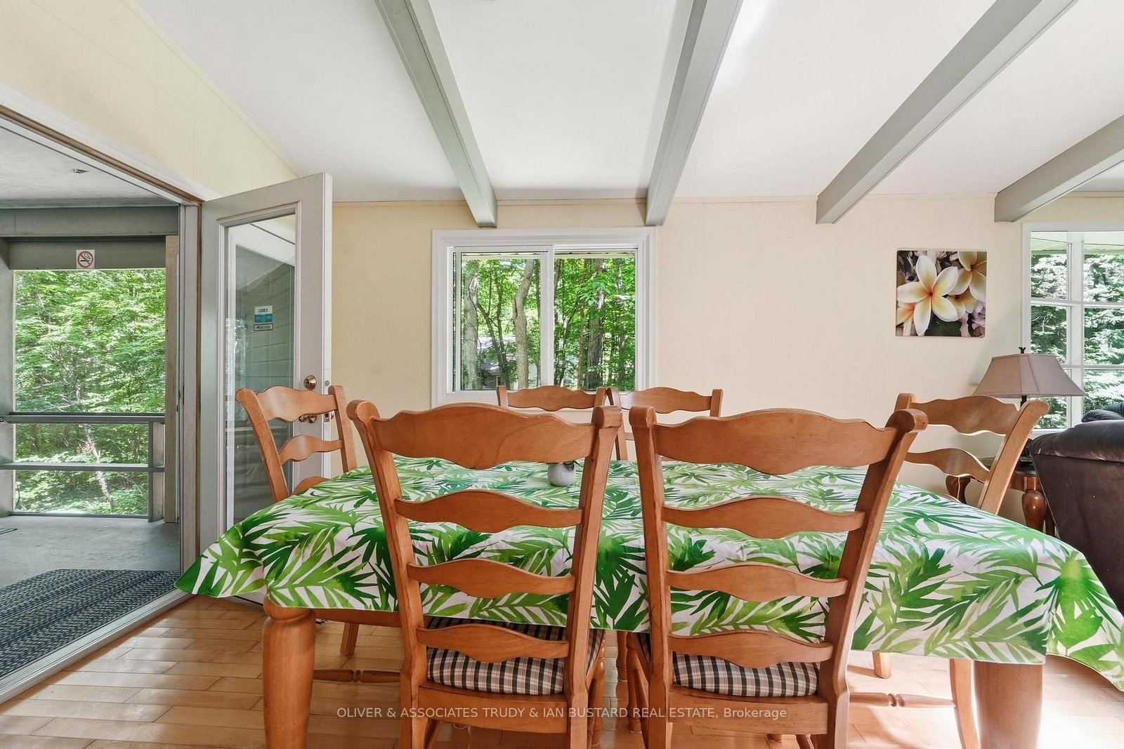 10294 Brewster Boulevard S • Lambton Shores, ON photo 16