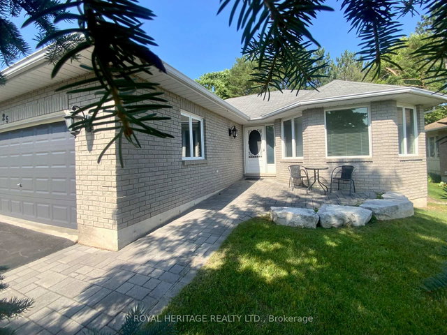 25 Hillview Drive