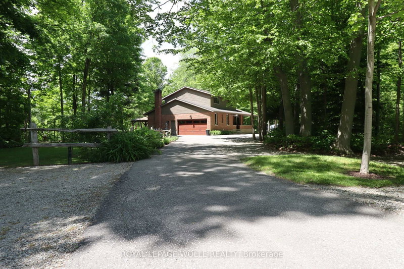 1814 Nafziger Road